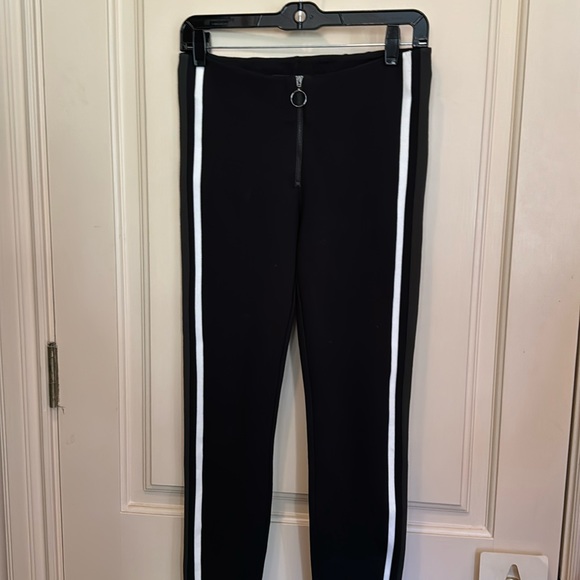 Zara skinny pants - Picture 1 of 10